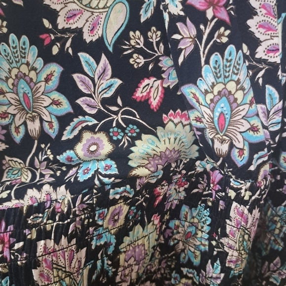 NWOT LANE BRYANT SLEEVELESS DOUBLE V-NECK BLOUSE - Picture 6 of 8